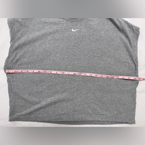 Nike Sport Gray Oversize Top in Size Small - Picture 5 of 9